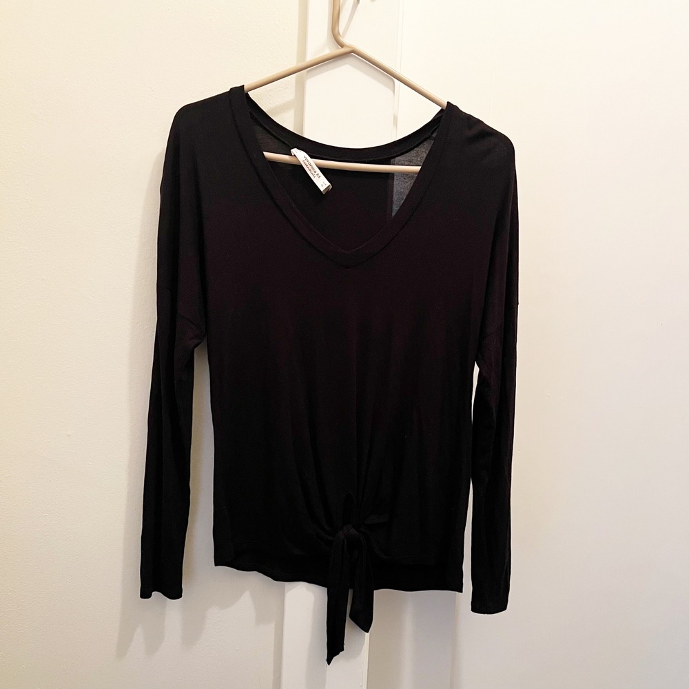 Veronica M Essentials Tie Front Tee XS Black Long Sleeve‎ V Neck Casual